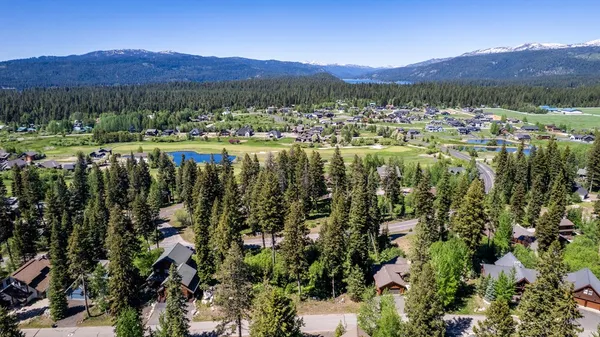 $294,500 | 1175 Majestic View Drive, Unit 5, McCall, ID 83638
