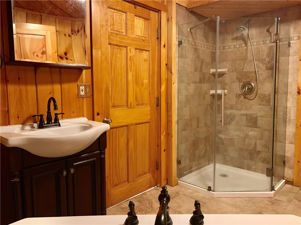 33 St Barnabe Street Woonsocket, RI 02895 - Photo 15 of 33 Gallery Image 15