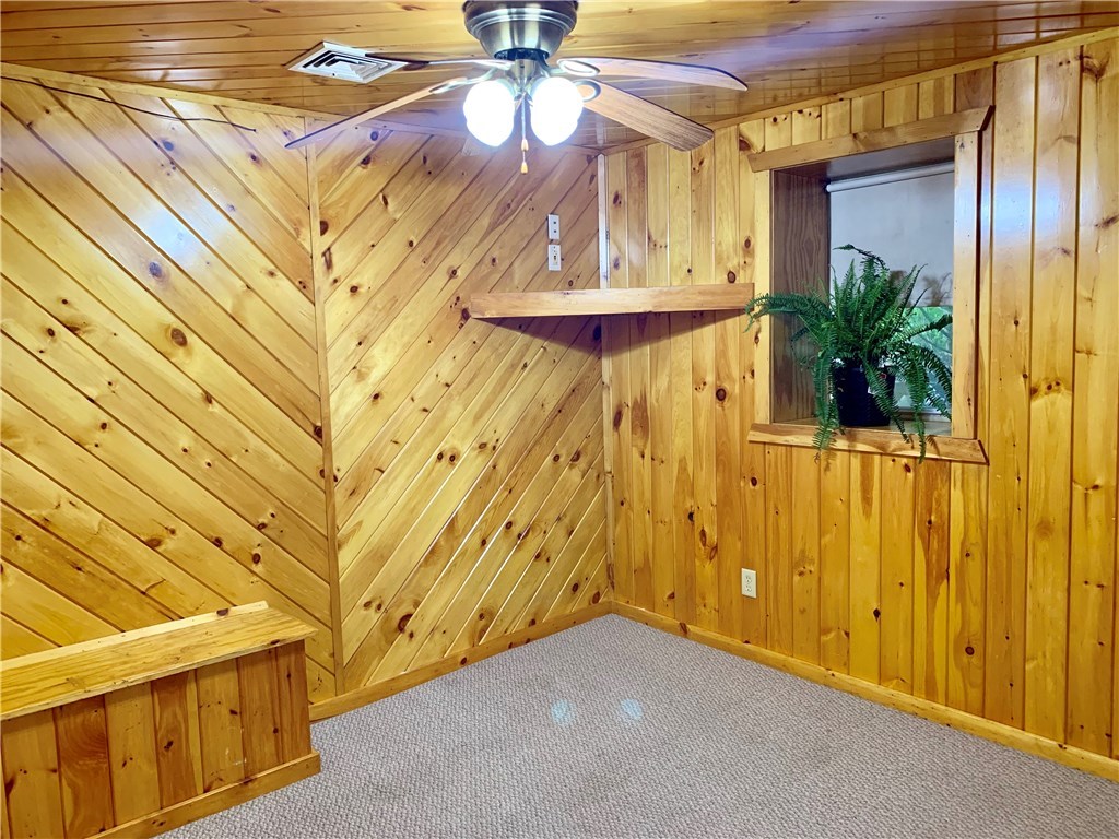 33 St Barnabe Street Woonsocket, RI 02895 - Photo 16 of 33 Gallery Image 16