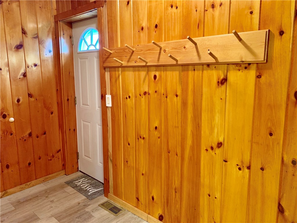 33 St Barnabe Street Woonsocket, RI 02895 - Photo 2 of 33 Gallery Image 2