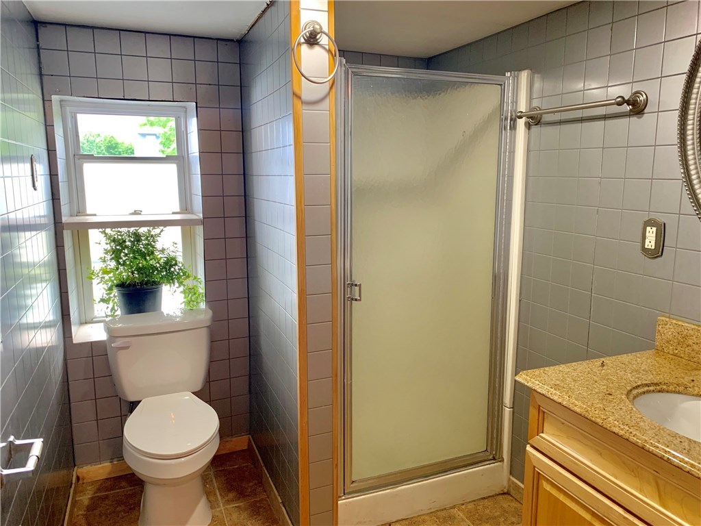 33 St Barnabe Street Woonsocket, RI 02895 - Photo 21 of 33 Gallery Image 21