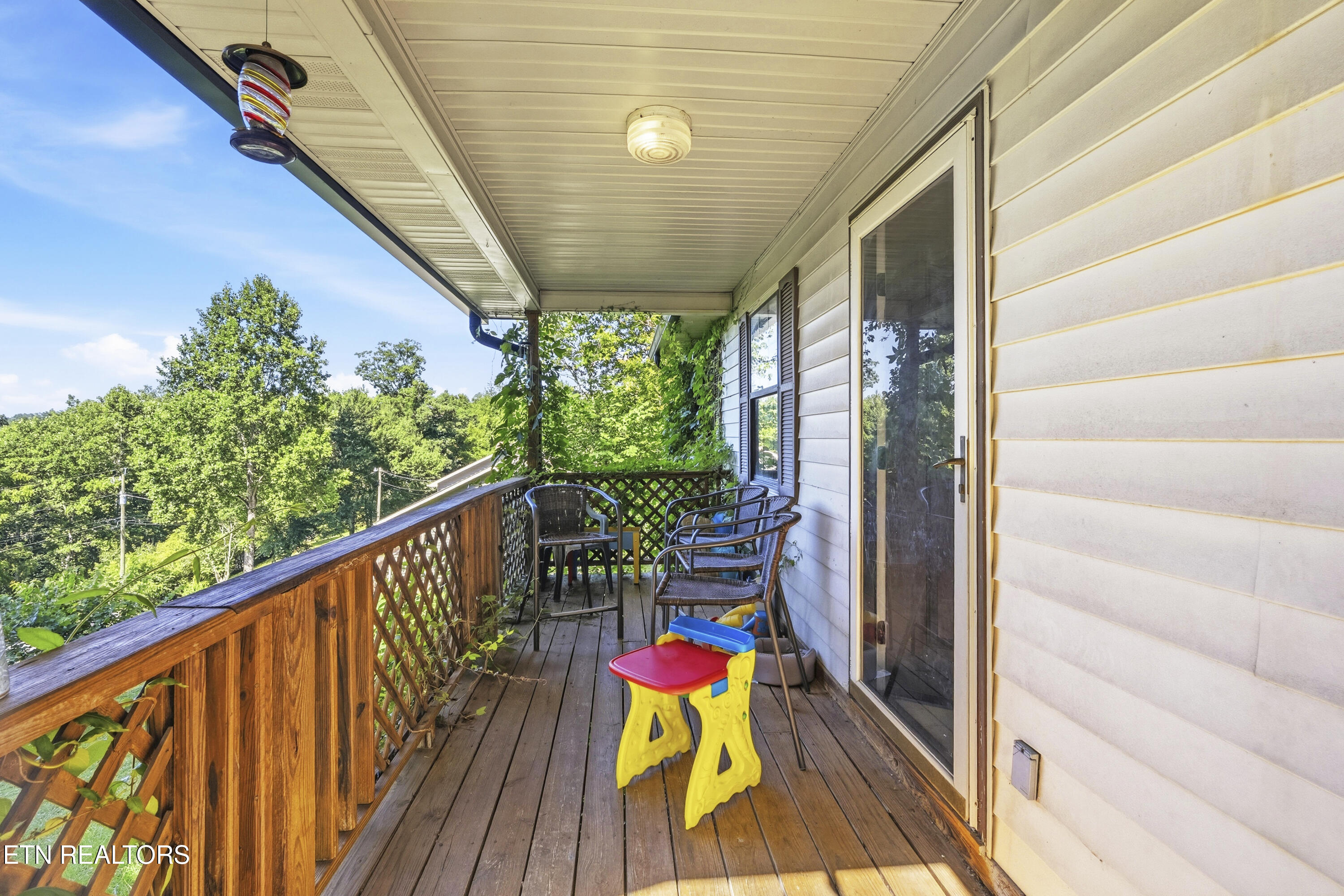 205 Booker Road Maynardville, TN 37807 - Photo 3 of 24 DSC05645