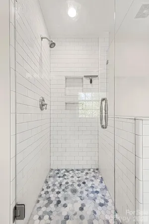 $589,000 | 11627 Kingsley View Drive, Charlotte, NC 28277