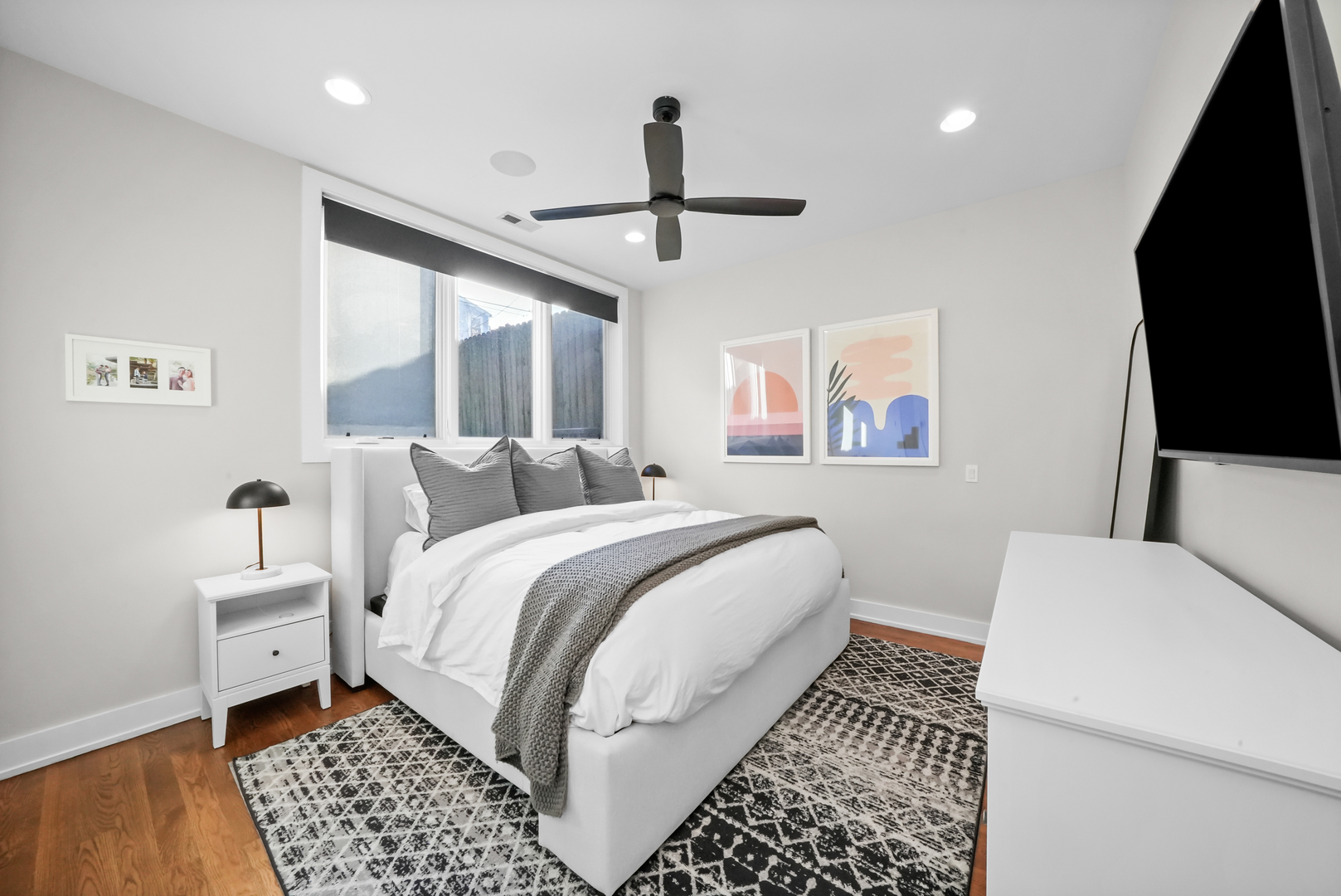 741 North Elizabeth Street, Unit 1 Chicago, IL 60642 - Photo 17 of 31