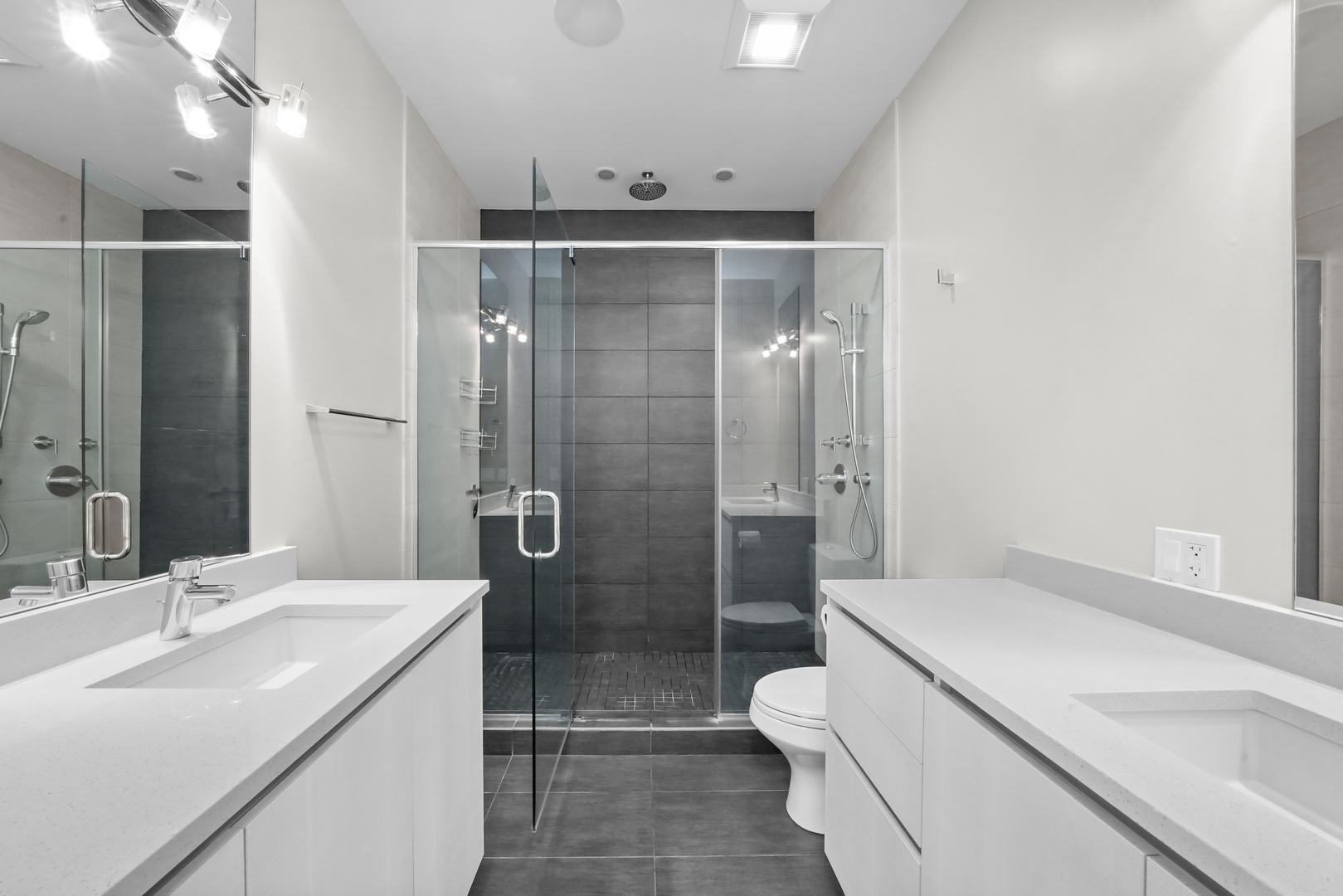741 North Elizabeth Street, Unit 1 Chicago, IL 60642 - Photo 20 of 31