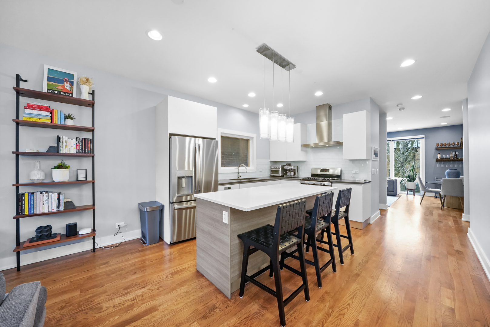 741 North Elizabeth Street, Unit 1 Chicago, IL 60642 - Photo 2 of 31