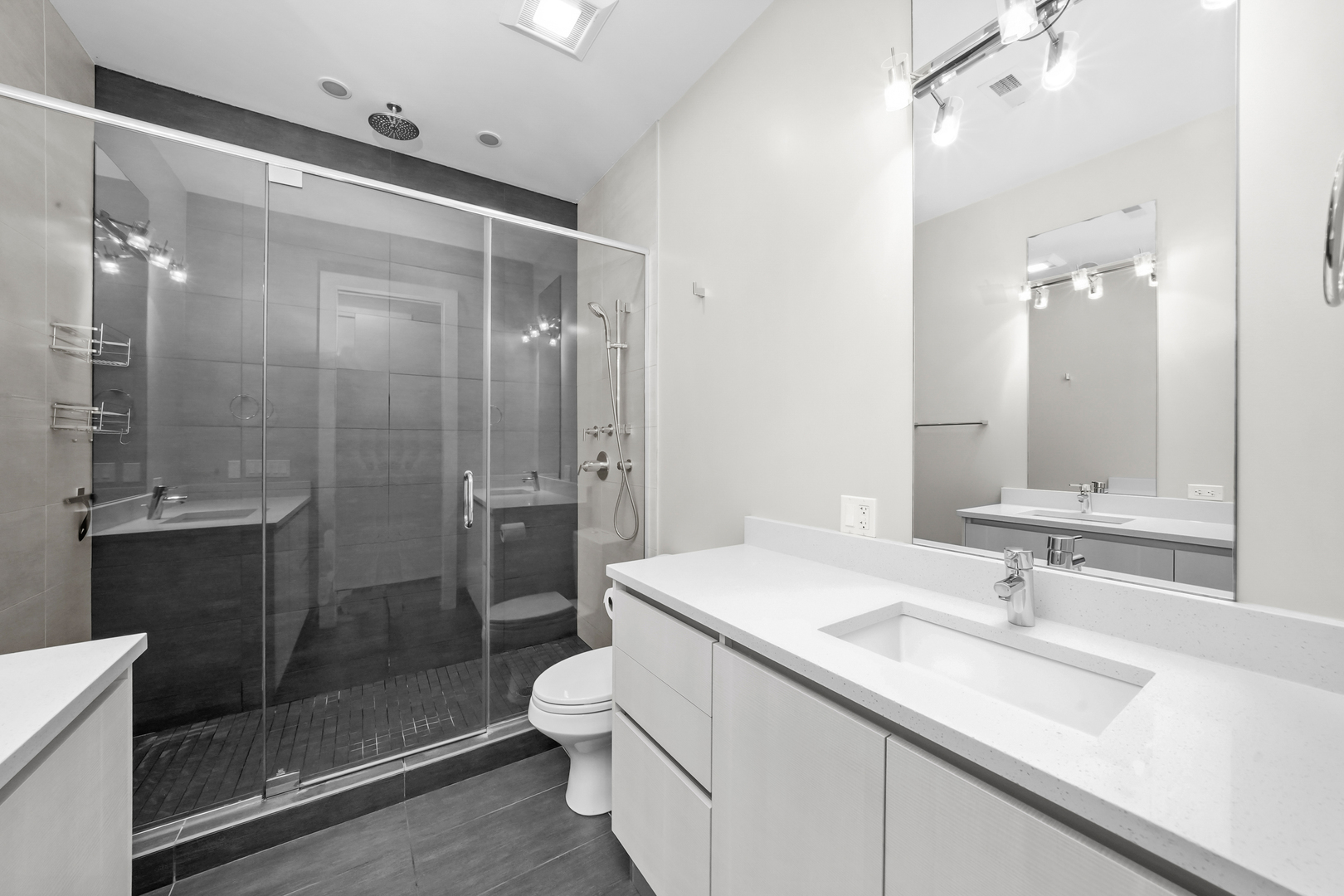 741 North Elizabeth Street, Unit 1 Chicago, IL 60642 - Photo 21 of 31