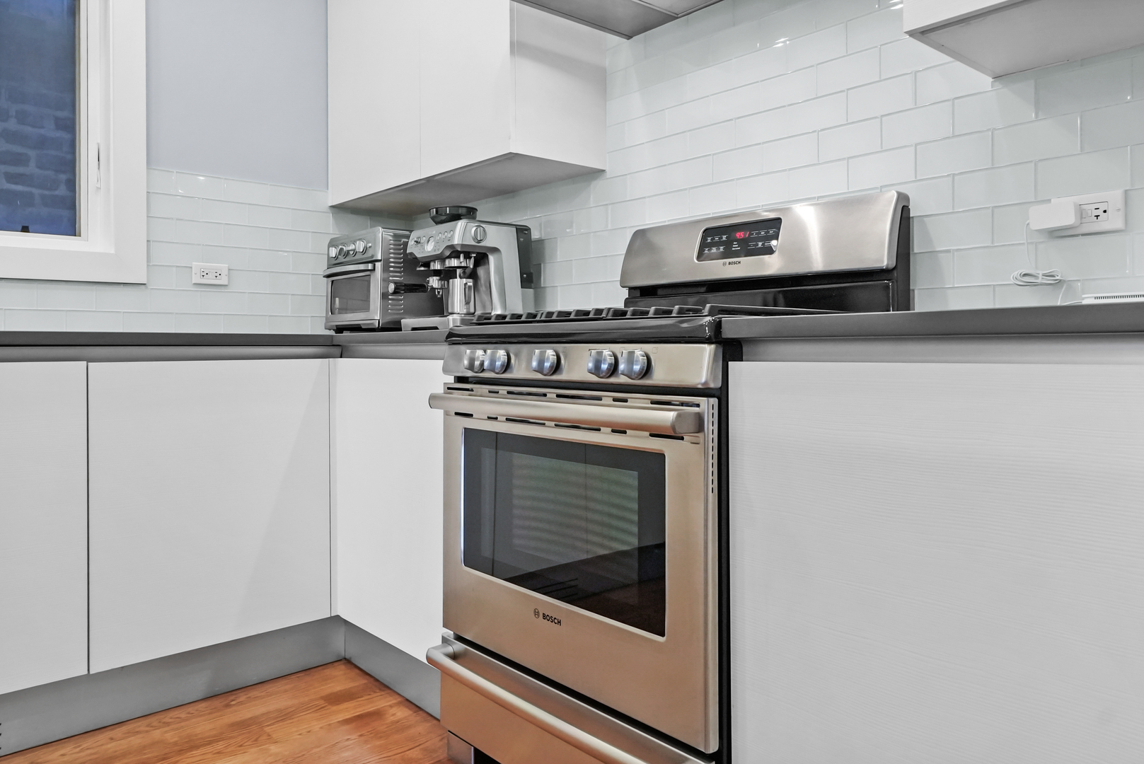741 North Elizabeth Street, Unit 1 Chicago, IL 60642 - Photo 5 of 31