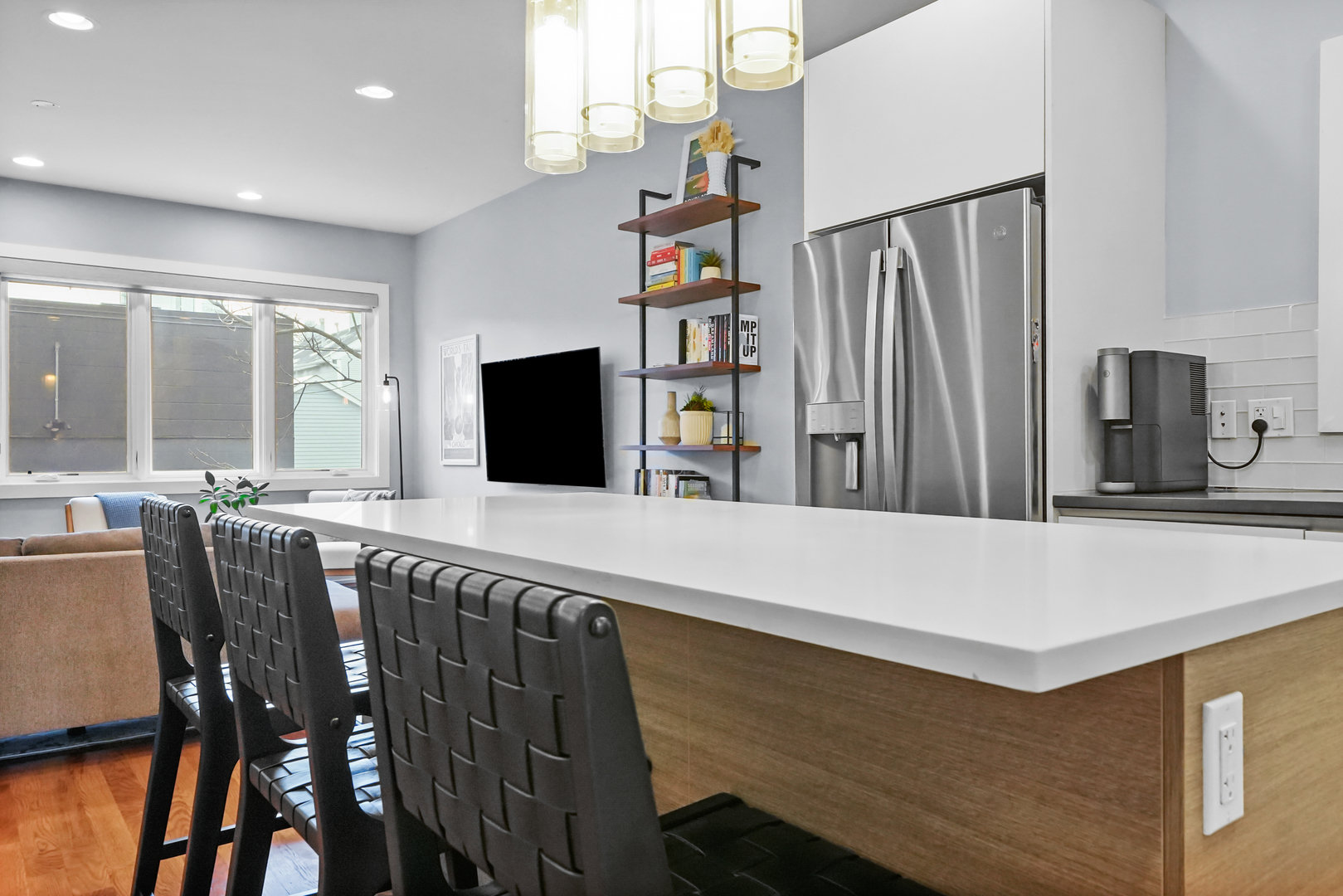 741 North Elizabeth Street, Unit 1 Chicago, IL 60642 - Photo 7 of 31