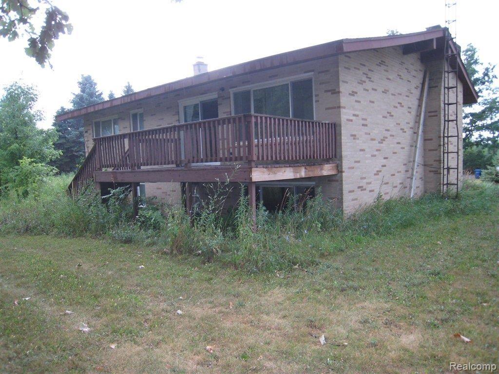 22900 Chubb Road South Lyon, MI 48178 - Photo 15 of 18 IMG_3039.JPG