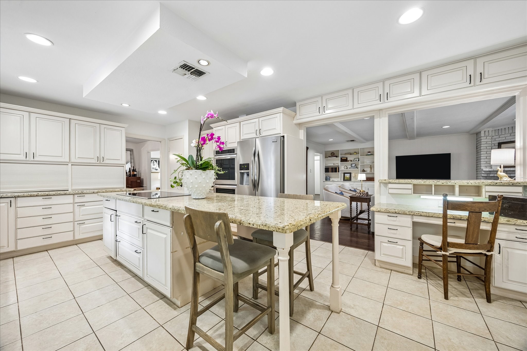 13931 Taylorcrest Road Houston, TX 77079 - Photo 15 of 50