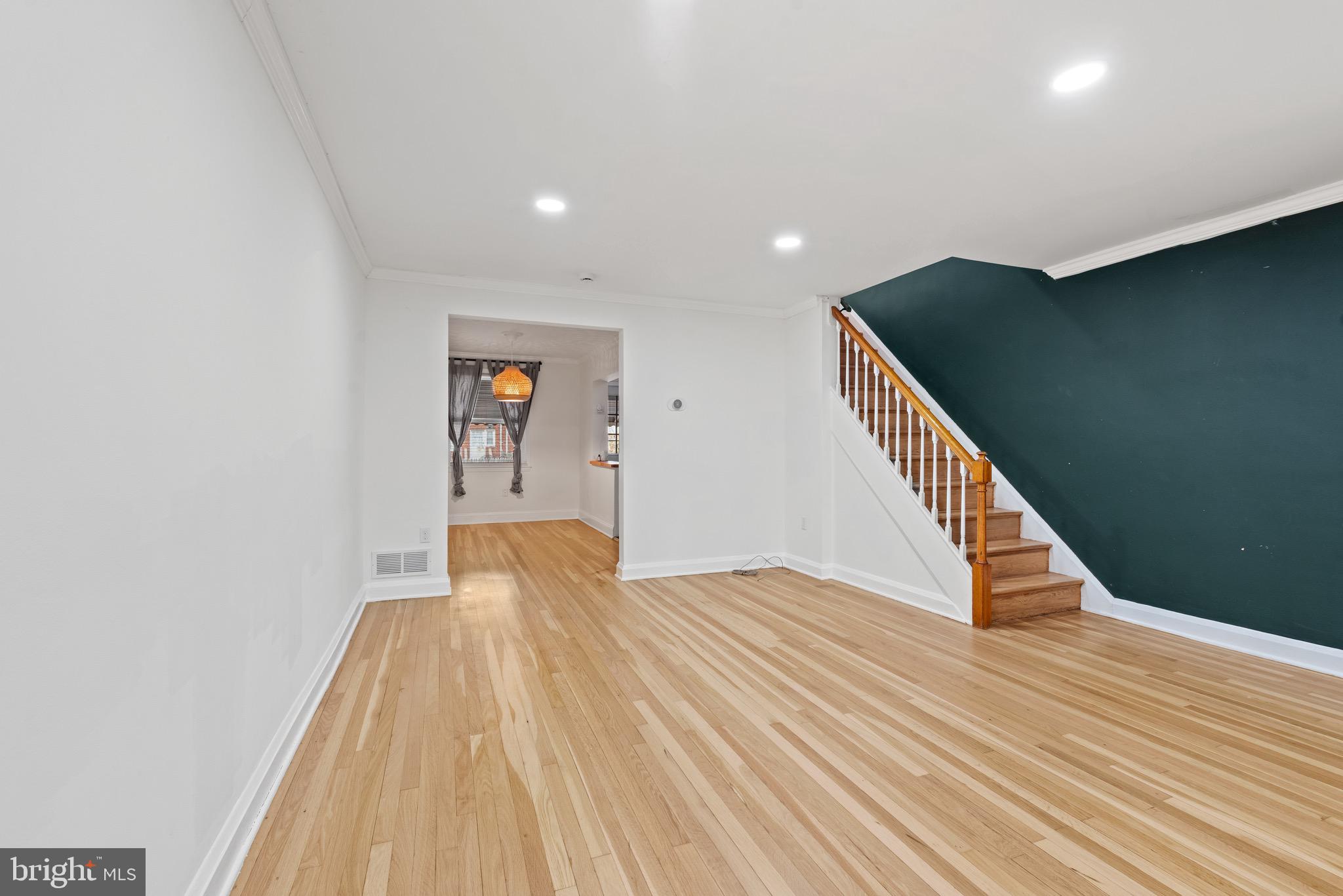 1922 Oxley Road Baltimore, MD 21222 - Photo 4 of 35