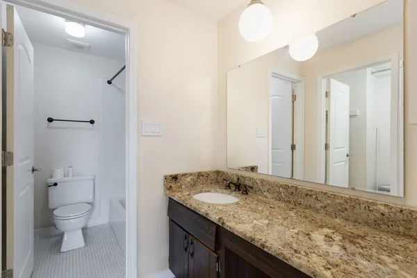 $279,999 | 1756 Plymouth Court, Unit B, Wheaton, IL 60189