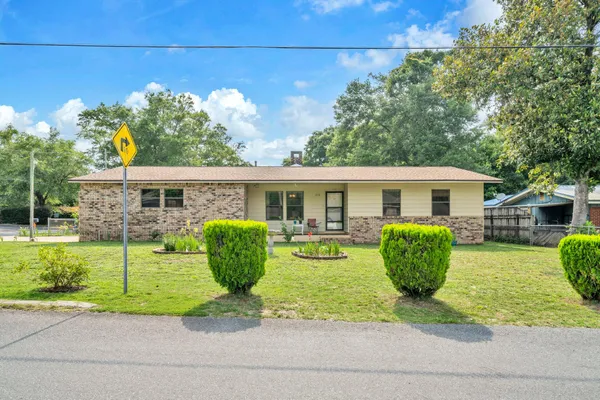 $324,000 | 420 Bullock Boulevard, Niceville, FL 32578