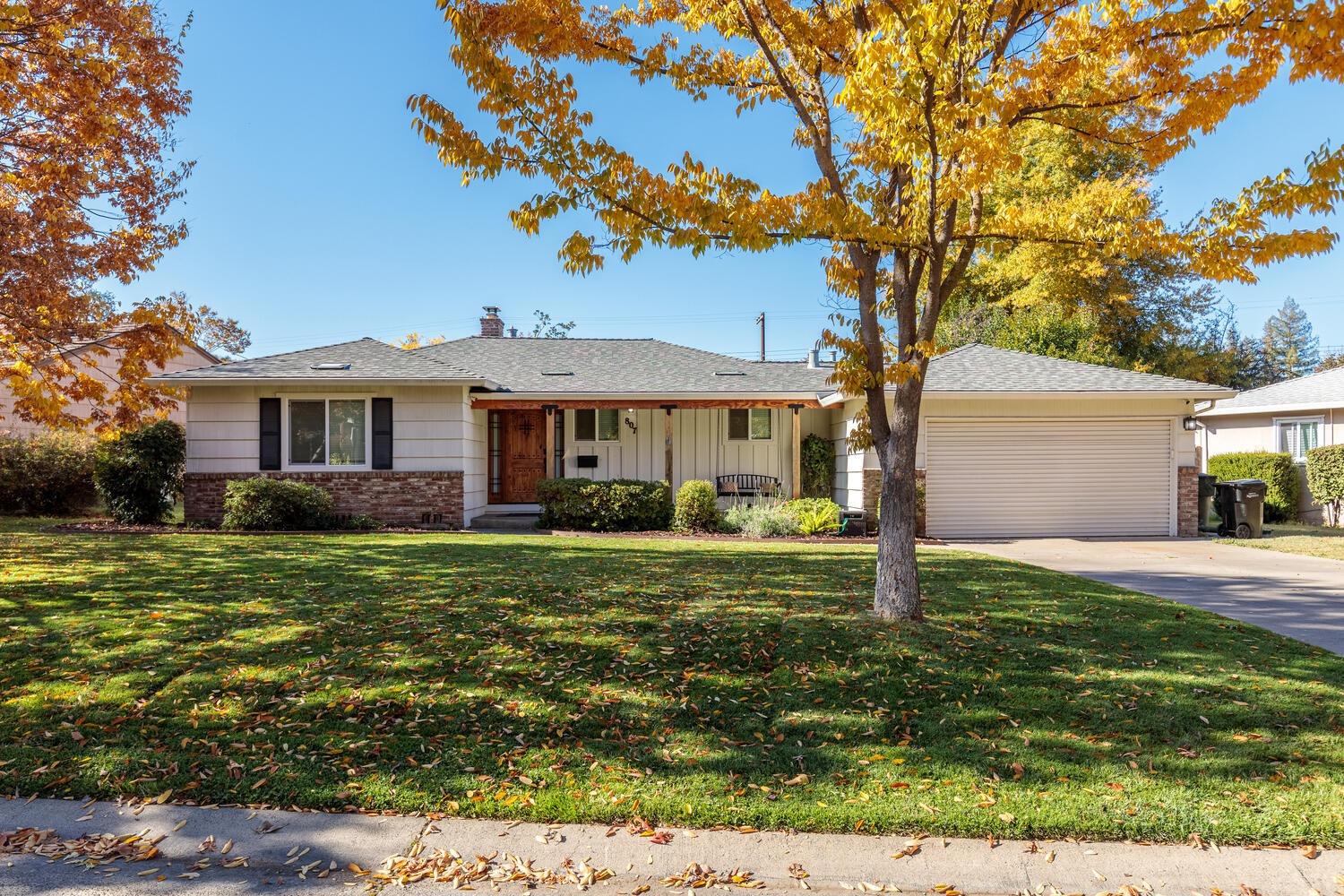 807 El Encino Way, Sacramento, CA 95864 Compass