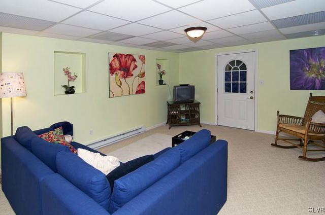 395 Molasses Road Bangor, PA 18013 - Photo 13 of 37 Gallery Image 13