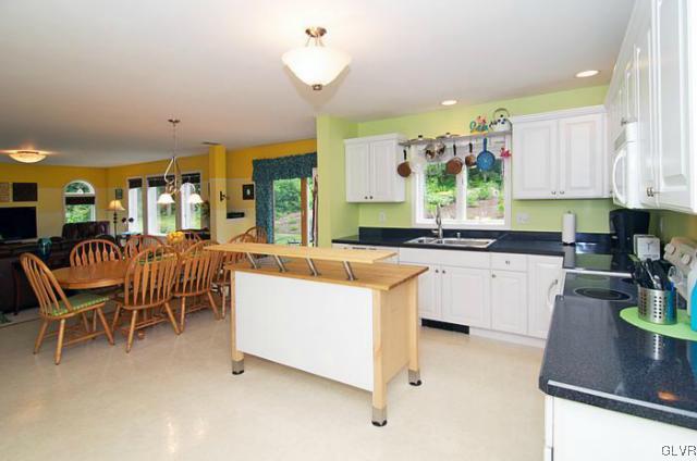 395 Molasses Road Bangor, PA 18013 - Photo 28 of 37 Gallery Image 28