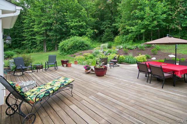 395 Molasses Road Bangor, PA 18013 - Photo 7 of 37 Gallery Image 7