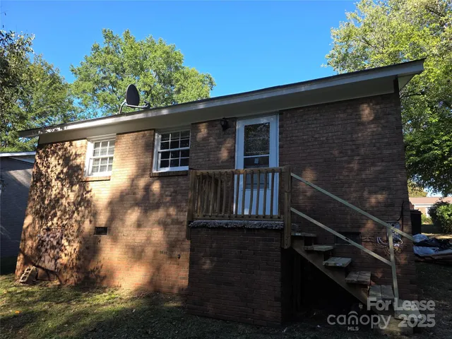 a view of backyard of house
