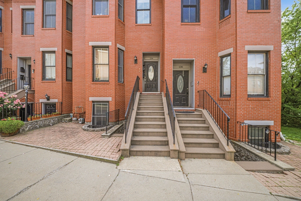 134 Marcella Street, Unit 1 Boston, MA 02119 - Photo 5 of 41