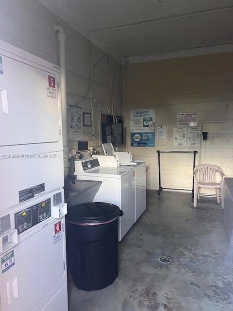 651 Southwest 11th Street, Unit 15W Miami, FL 33129 - Photo 19 of 24 a room with a cabinets and appliances