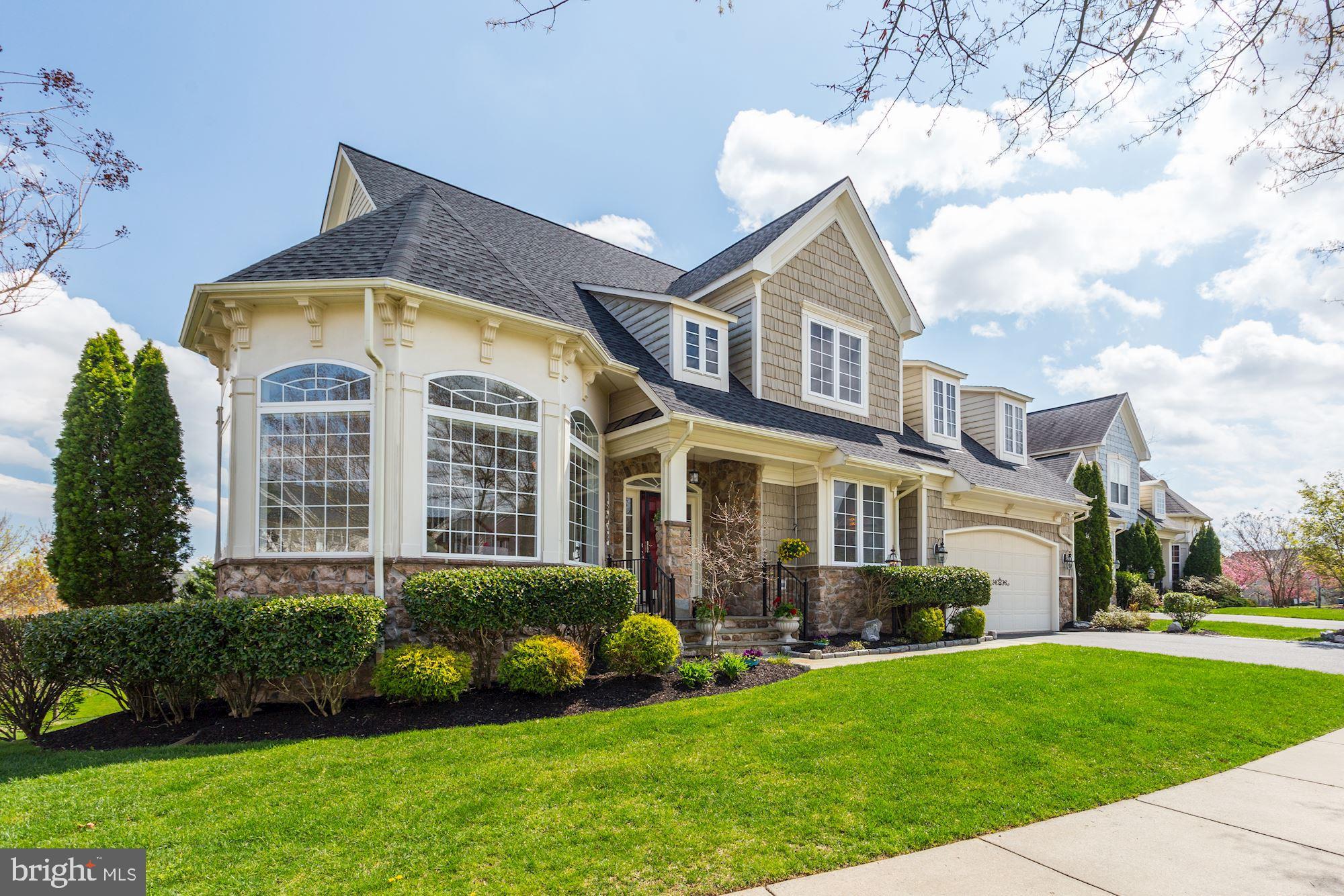 13028 St Clair Road Clarksburg, MD 20871 - Photo 4 of 68 Landscaped front yard