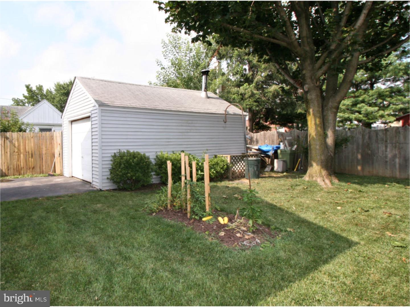 204 Ryanard Road Wallingford, PA 19086 - Photo 4 of 18