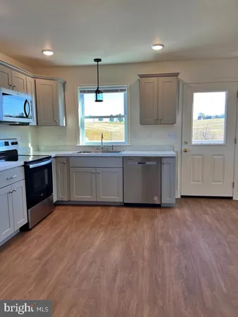 $2,195 | 565 Bacon Road, Red Lion, PA 17356