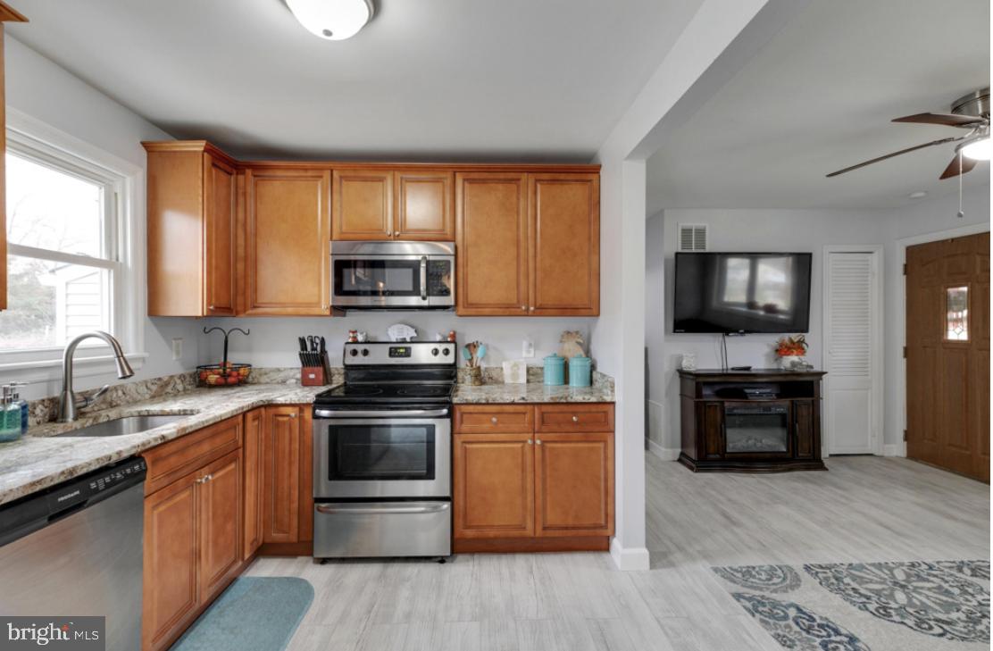 132 Colin Road Williamstown, NJ 08094 - Photo 8 of 21 Gallery Image 8