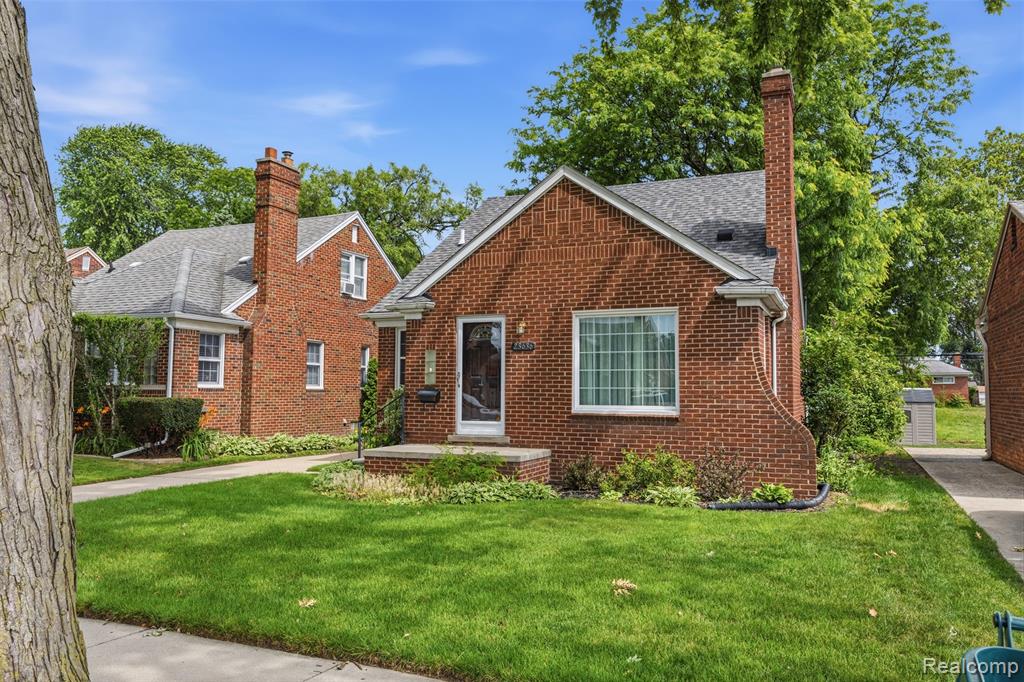 23636 Edward Street Dearborn, MI 48128 - Photo 8 of 39