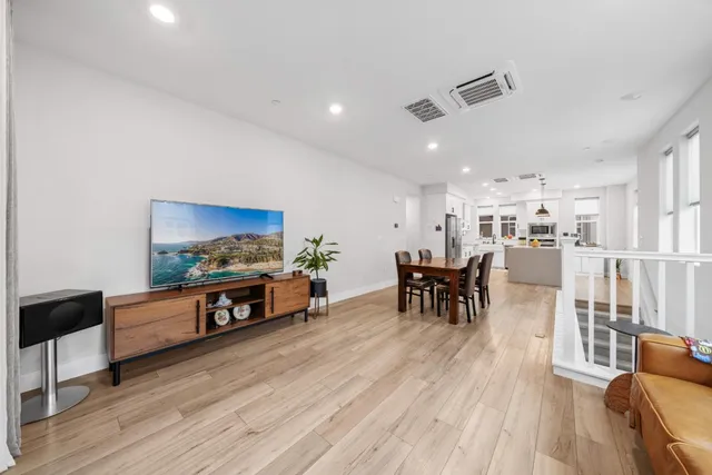 $999,888 | 581 Yale Way, San Jose, CA 95117