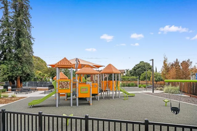 $999,888 | 581 Yale Way, San Jose, CA 95117