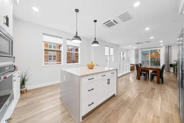 $999,888 | 581 Yale Way, San Jose, CA 95117