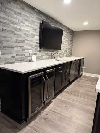 $1,200,000 | 2404 Shaker Court, Naperville, IL 60564