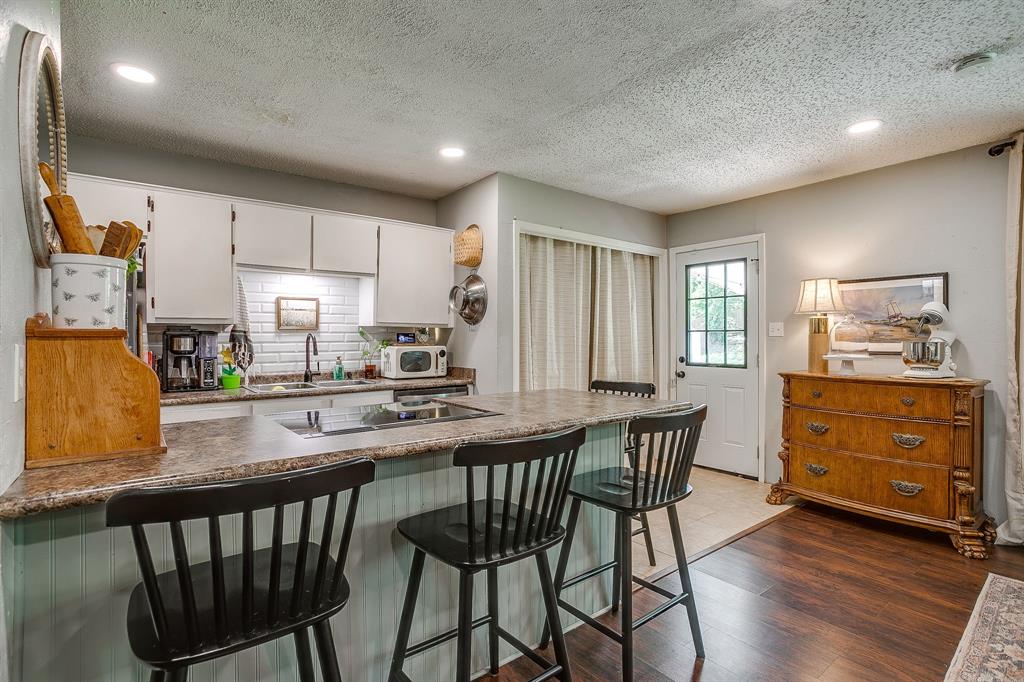 712 Poe Street Azle, TX 76020 - Photo 14 of 33