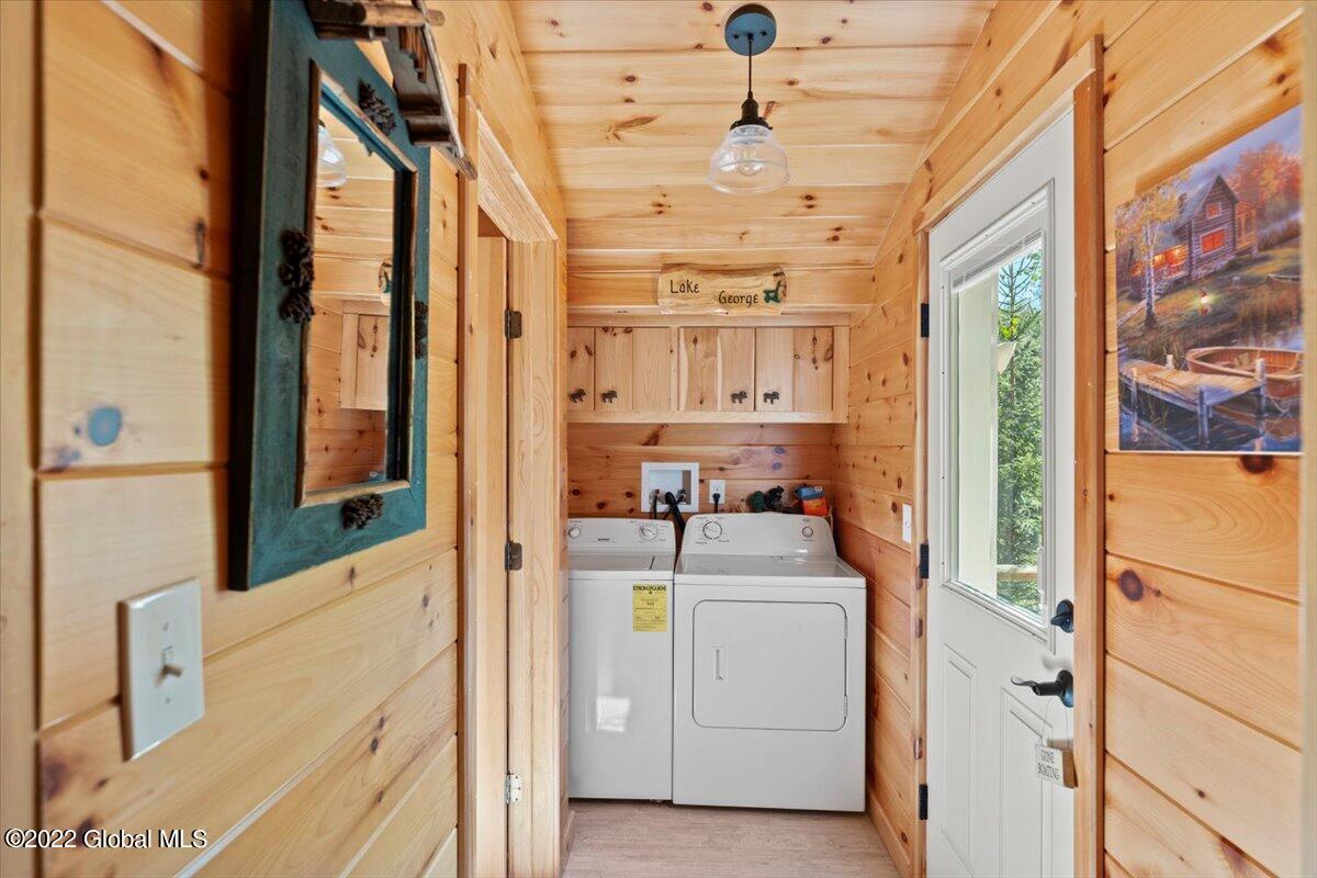 291 Middle Road Lake George, NY 12845 - Photo 13 of 32 18-DSC00486