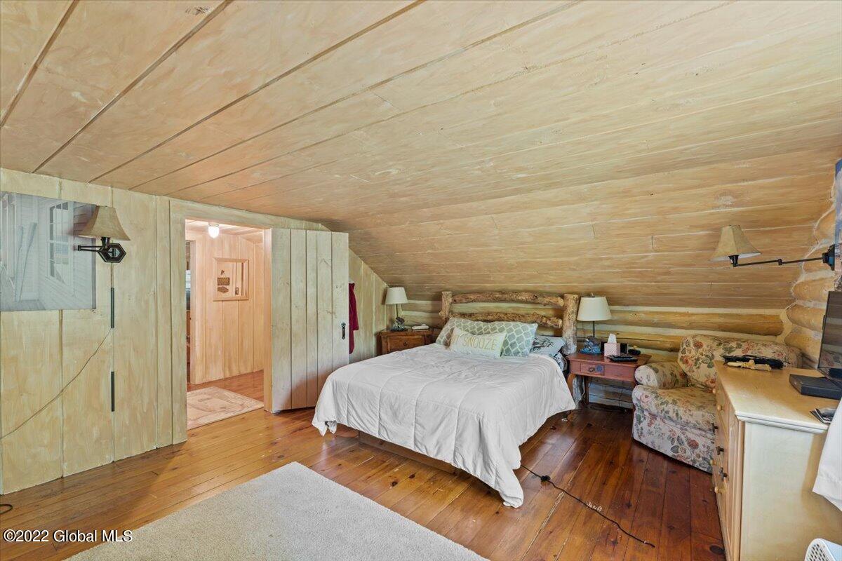 291 Middle Road Lake George, NY 12845 - Photo 21 of 32 35-DSC00516