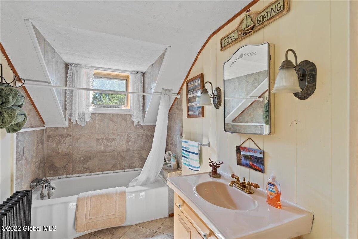 291 Middle Road Lake George, NY 12845 - Photo 22 of 32 22-DSC00498