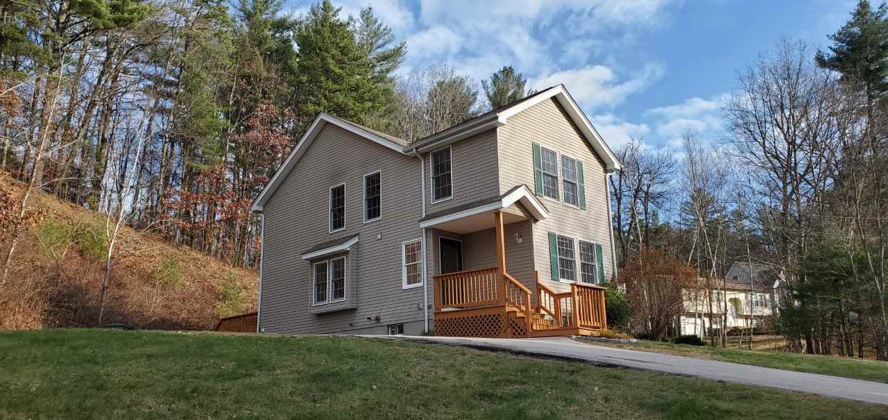 33 Dale Road Hooksett, NH 03106 - Photo 8 of 9