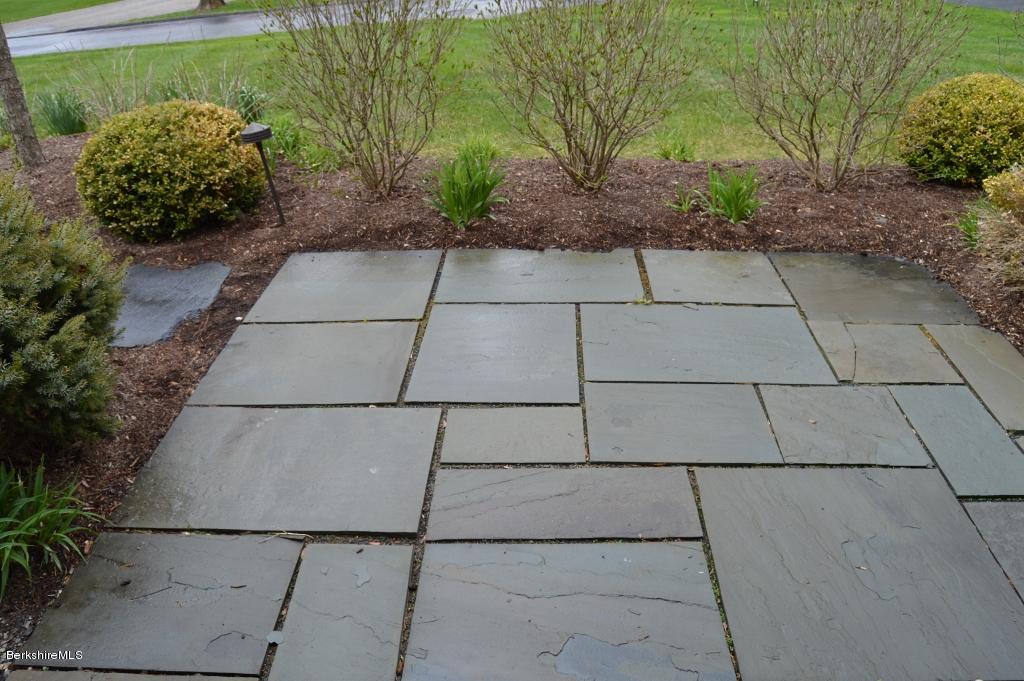 24 Ide Road Williamstown, MA 01267 - Photo 11 of 47 stoneways