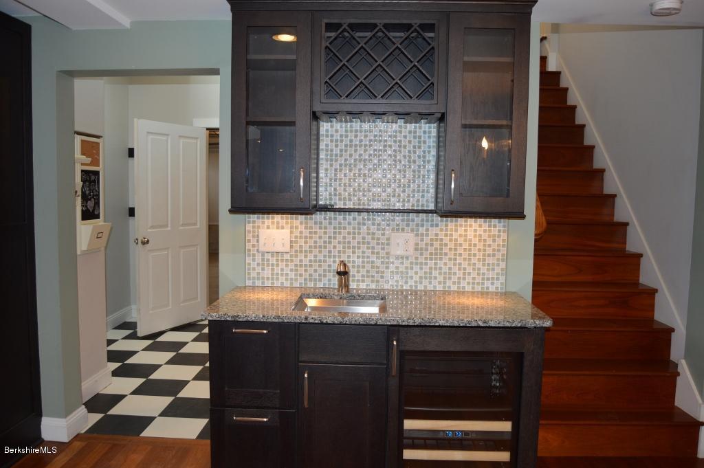 24 Ide Road Williamstown, MA 01267 - Photo 35 of 47 wetbar