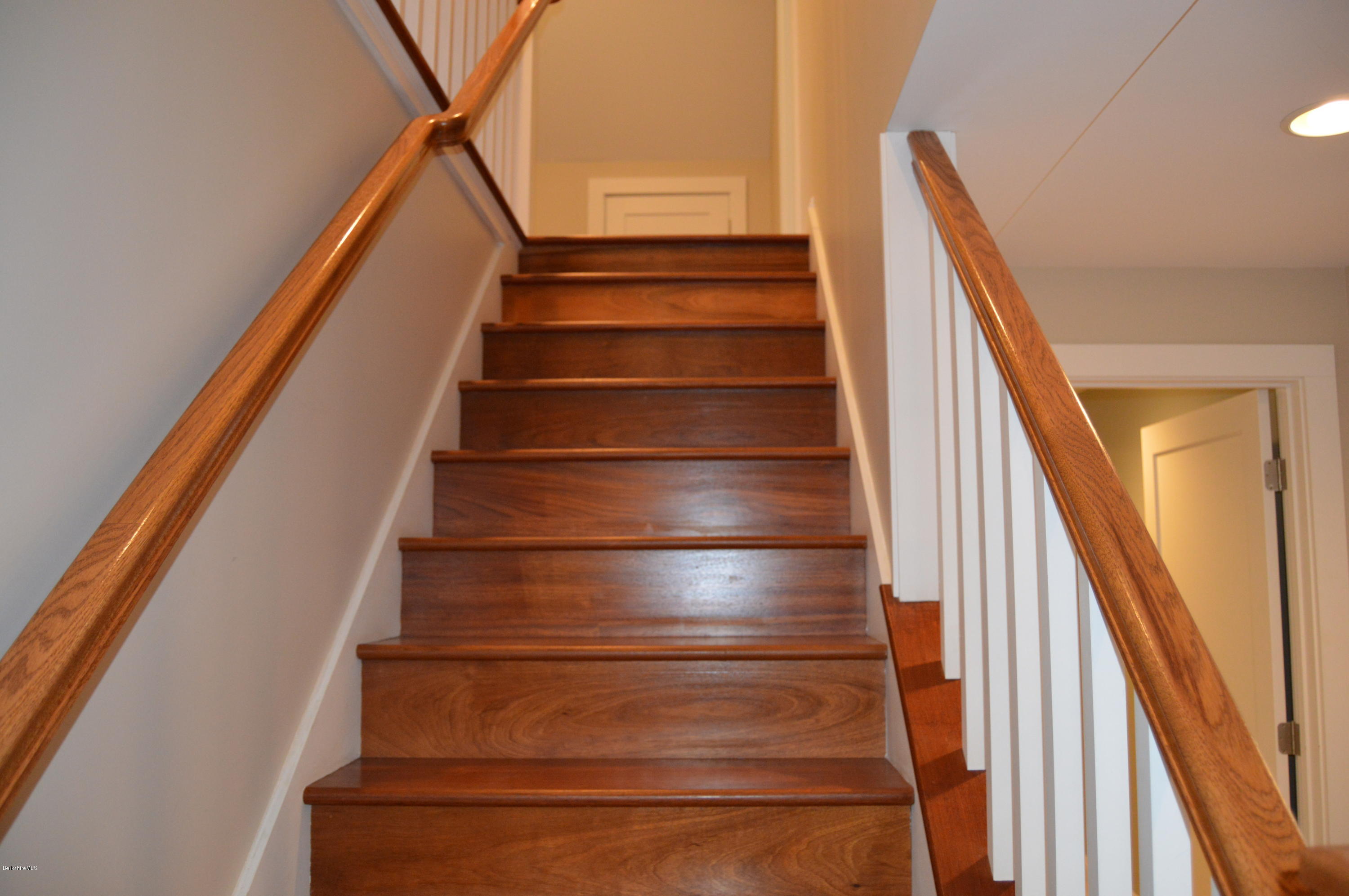 24 Ide Road Williamstown, MA 01267 - Photo 41 of 47 brazcherrystaircase