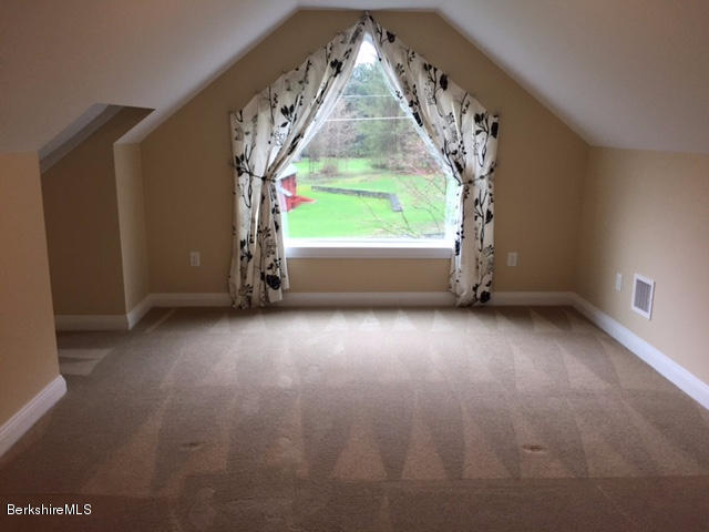 24 Ide Road Williamstown, MA 01267 - Photo 45 of 47 2ndbedroomup