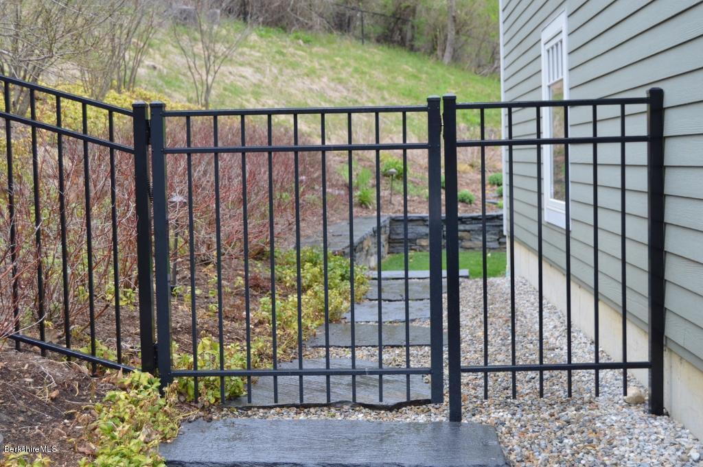 24 Ide Road Williamstown, MA 01267 - Photo 10 of 47 fencing