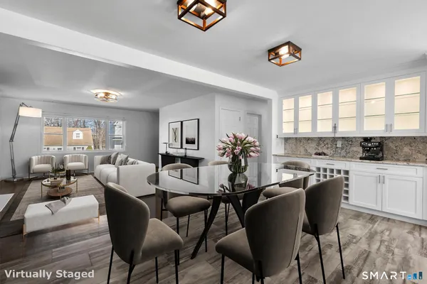 $975,000 | 30 Dee Lane, Stamford, CT 06902