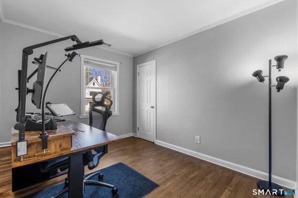 $975,000 | 30 Dee Lane, Stamford, CT 06902