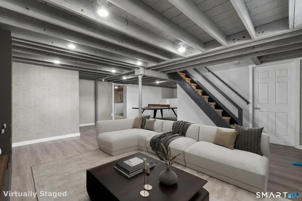 $975,000 | 30 Dee Lane, Stamford, CT 06902