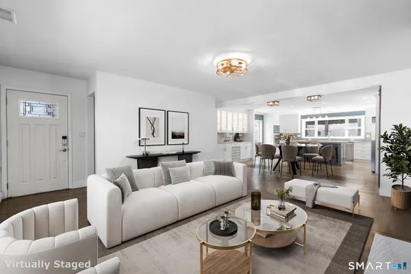 $975,000 | 30 Dee Lane, Stamford, CT 06902