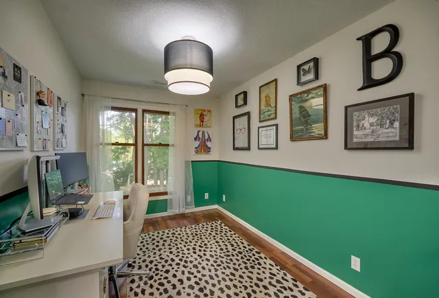 $3,000 | 3120 Dean Court, Minneapolis, MN 55416