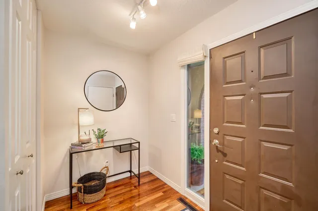 $3,000 | 3120 Dean Court, Minneapolis, MN 55416